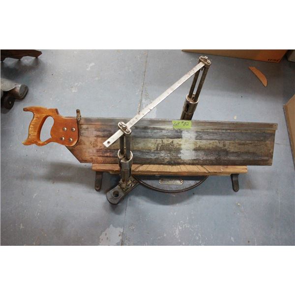 Stanley Mitre Box "frame #3" complete with saw