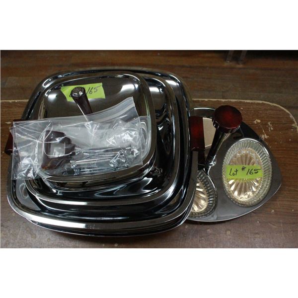 Silver & Maroon Tiered Servers & 3 Compartment Server