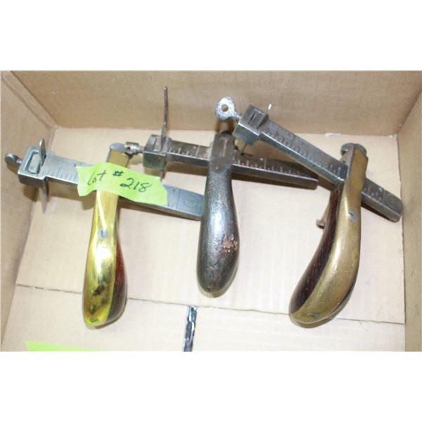 3 Wooden Handled Leather Cutters
