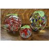 Image 1 : 3 Paperweights (Abstract Designs)