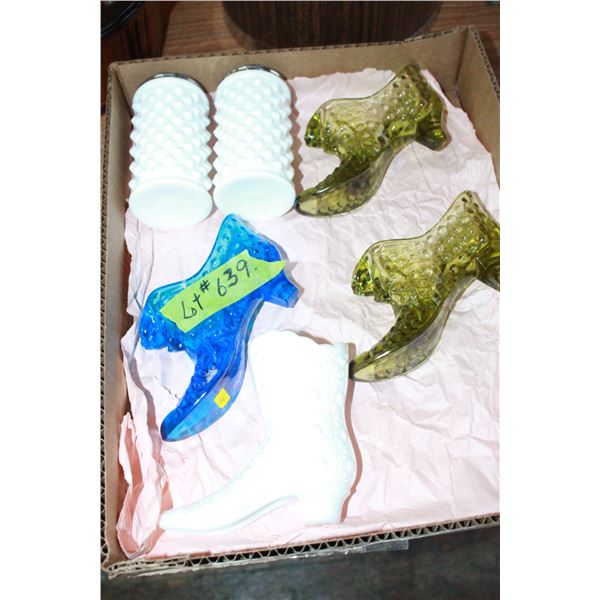 Fenton Ware - Salt & Pepper & 4 Shoes