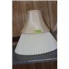 Image 1 : 2 Lamp Shades