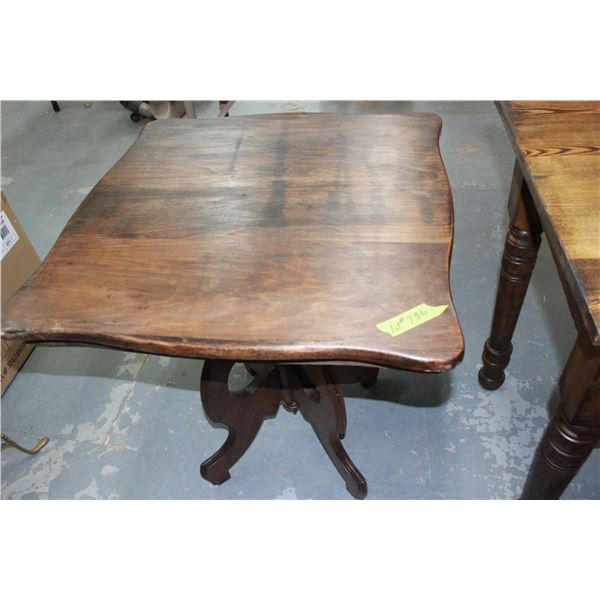 Square End Tables (Center Legs)