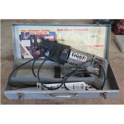 Porter Cable Tiger SAW Quick-Change Power Reciprocating Saw in Metal Case
