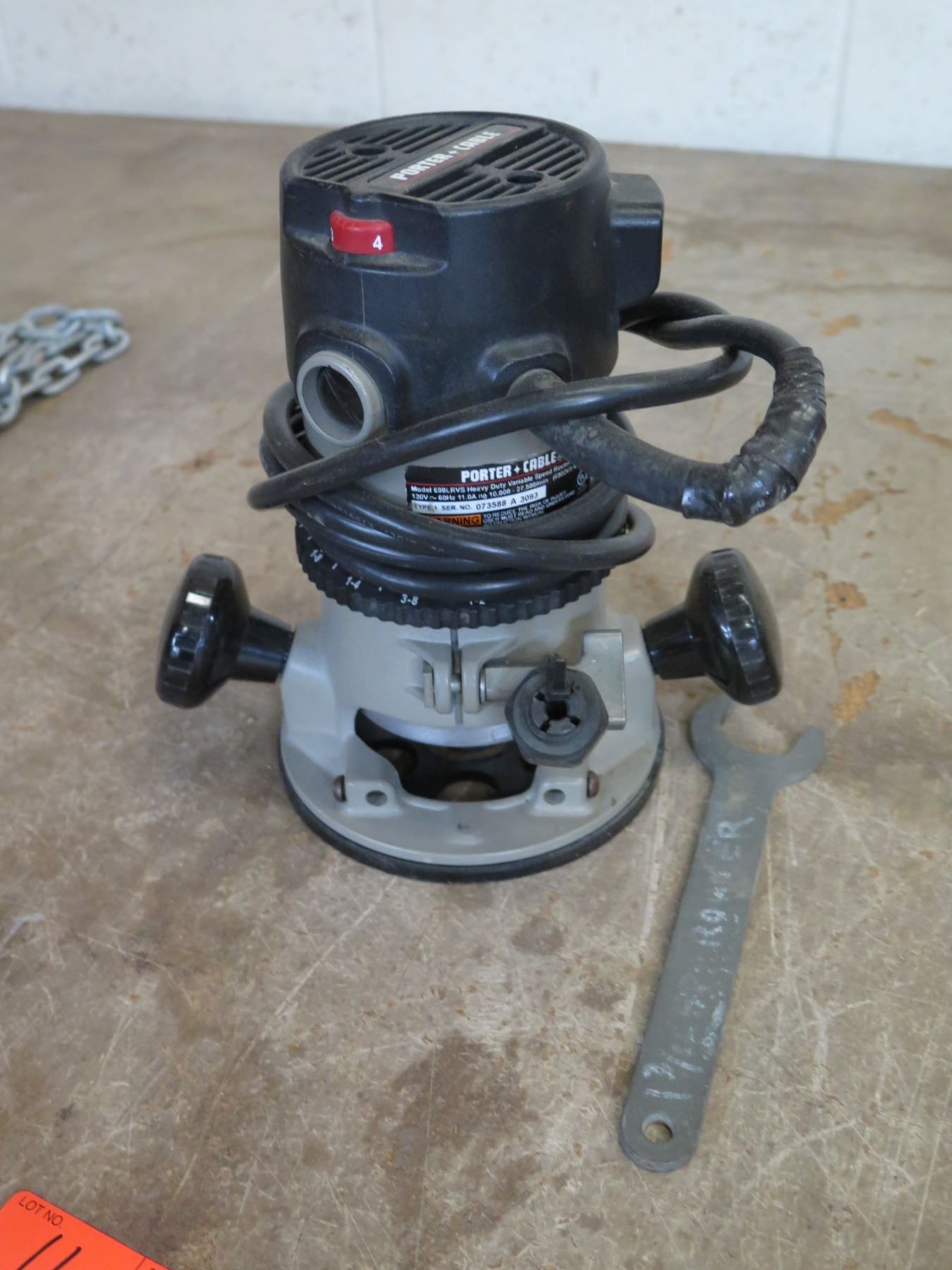 Porter Cable Router Base 1001 w/ Variable Speed Router 690LRVS - Oahu ...