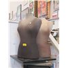 Image 1 : 2 Vintage Torso Mannequins