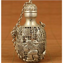 A SILVER BUDDHA SNUFF BOTTLE QING DYNASTY.