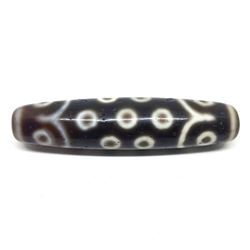A NATURAL AGATE BEADS PENDANT QING DYNASTY.