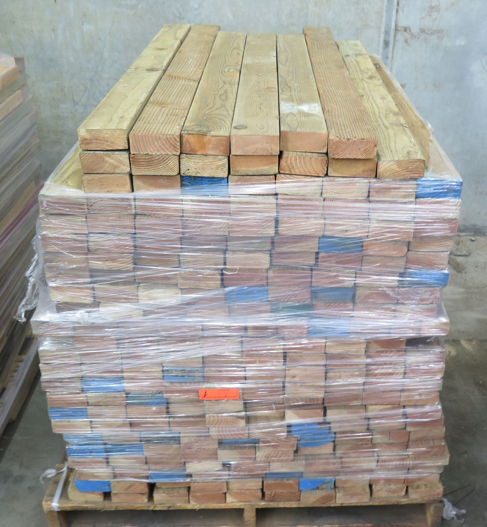 Multiple Planks Pallet Multiple Wood Planks 44