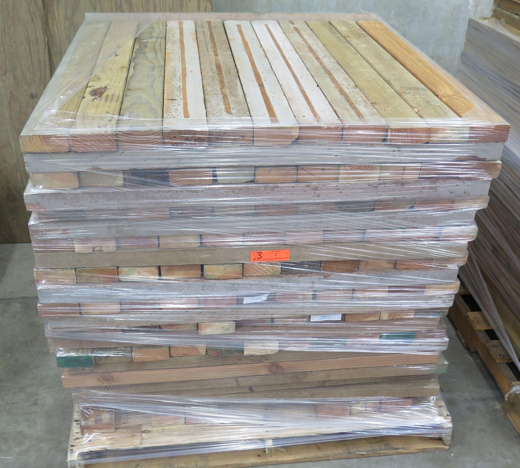 Multiple Planks Pallet Multiple Wood Planks 38