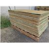 Image 2 : Pallet Multiple Plywood Sheets 48"L x 3/4"