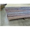 Image 2 : Pallet Multiple Plywood Sheets 96"L x 48" W x 5/8"