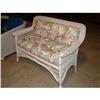 Image 1 : WICKER LOVESEAT
