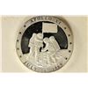 Image 1 : 8.8 GRAM .999 SILVER SPACE TOKEN ROUND APOLLO XI