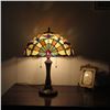 Image 3 : Tiffany-style Stained Art Glass Table Desk Lamp