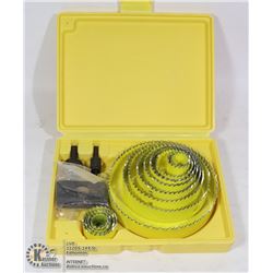HOLE SAW KIT IN CASE