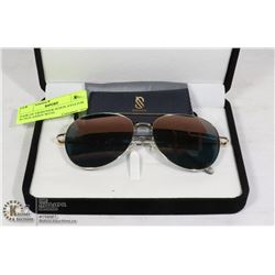 PAIR OF DESIGNER SOJOS AVIATOR SUNGLASSES WITH