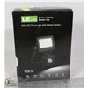 Image 1 : 15W LED FLOOD LIGHT WITH MOTION SENSOR