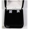 Image 1 : STERLING SILVER DIAMOND 1 CARAT CUBIC EARRINGS