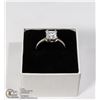 Image 1 : SILVER TONE 1 CARAT CUBIC DIAMOND RING
