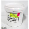 Image 1 : PAIL OF HAND SANITIZER - STORE USE ONLY