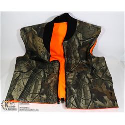REAL TREE VEST