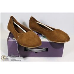 WOMEN'S MICROFIBER BALLET SLIPPER CHESTNUT