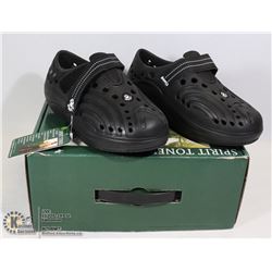 DAWGS WOMENS SPIRIT TONER CLOG BLACK SIZE 5/35