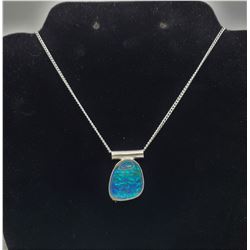 18)  WHITE/BLUE DOUBLET AUSTRALIAN OPAL