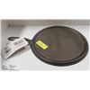 Image 1 : NEW FLAT ROUND CAST IRON SKILLET PERFECT FOR