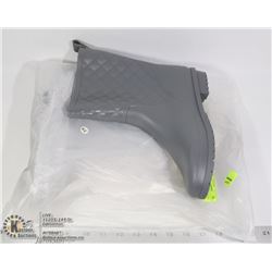 WOMEN'S RAIN/SNOW BOOTS SIZE EU39