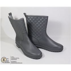 WOMEN'S RAIN/SNOW BOOTS SIZE EU39