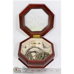 VINTAGE JEWELRY BOX WITH MISC. JEWELRY