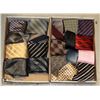 Image 1 : 2 FLATS OF MEN'S TIES