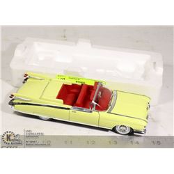 MINT VINTAGE CADILLAC DIE CAST CAR IN NEW CONDITION