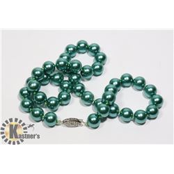 #137-SEA SHELL PEARL NECKLACE  10mm/ 17"