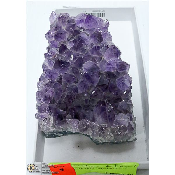 AMETHYST GEODE - MEASURES: 5" X 3"