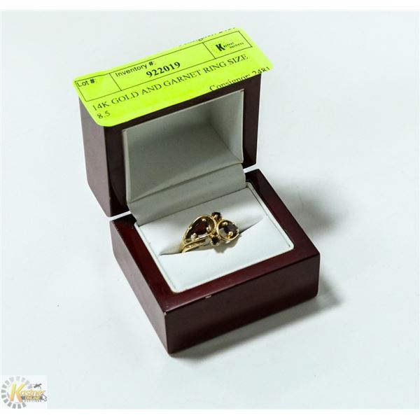14K GOLD AND GARNET RING SIZE 8.5