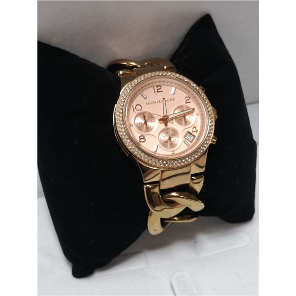 AUTHENTIC MICHAEL KORS ROSE GOLD OVERSIZED CURB