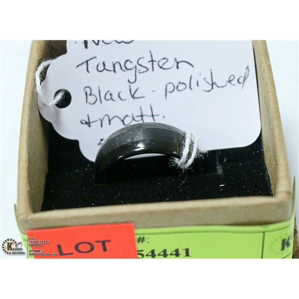 NEW. BLACK TUNGSTEN RING. SIZE 7.