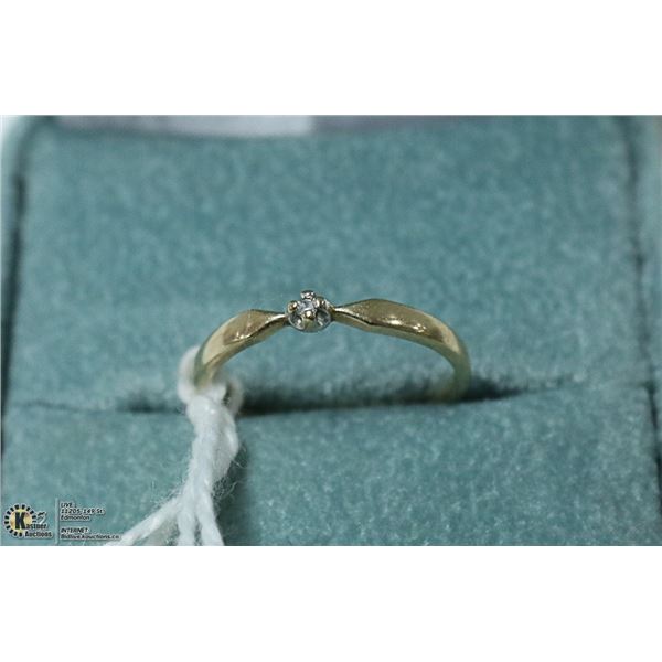 10KT GOLD RING WITH DIAMOND