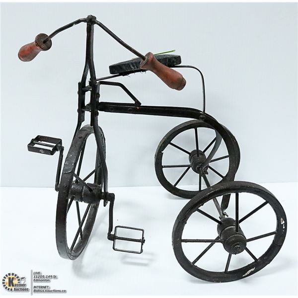 VINTAGE BIKE ORNAMENT