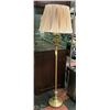 Image 1 : VINTAGE BRASS FLOOR LAMP 5FT TALL