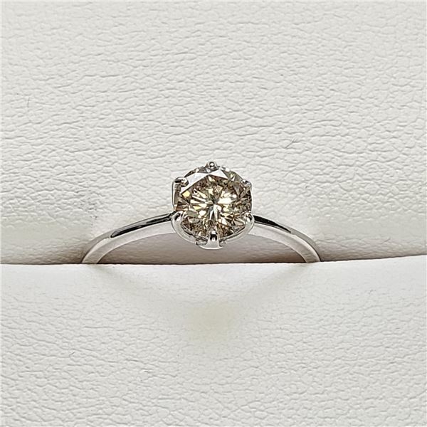 42) 0 KARAT WHITE GOLD DIAMOND SOLITAIRE RING