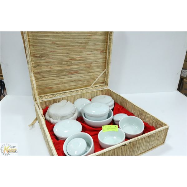ANTIQUE CHINESE DINNER SET IN WICKER CHEST