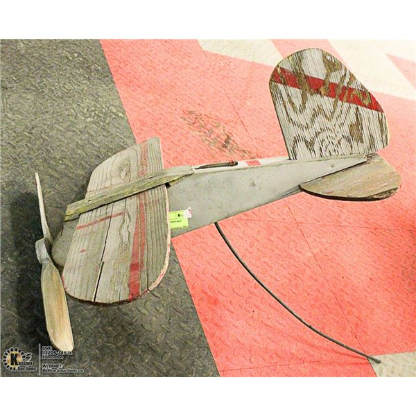 VINTAGE LAWN AIRPLANE ORNAMENT, 21 X 25