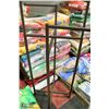 Image 1 : 1 COMMERCIAL CLOTHING DISPLAY RACK, POWDER