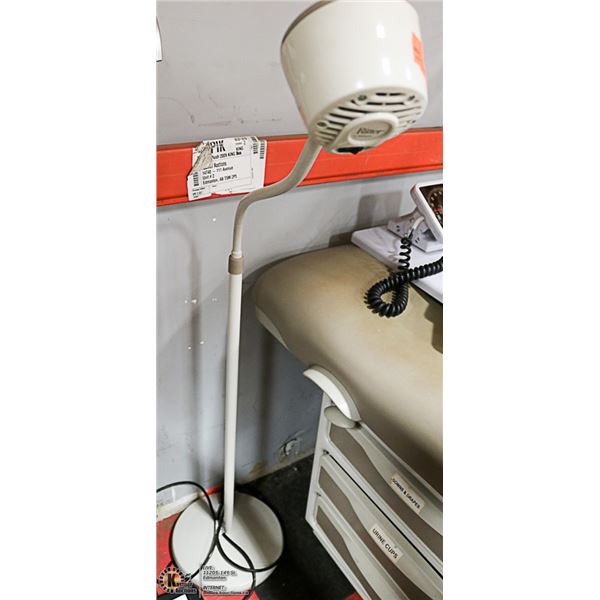 RITTER MEDICAL LAMP