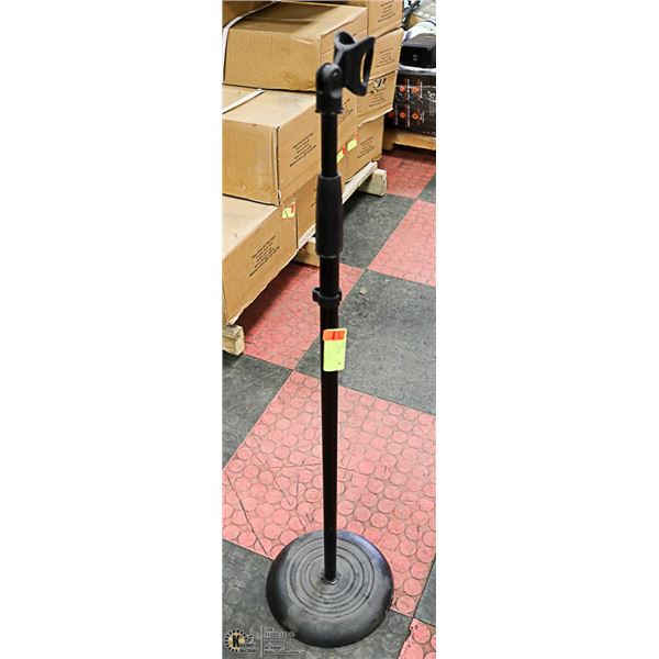 MIC STAND