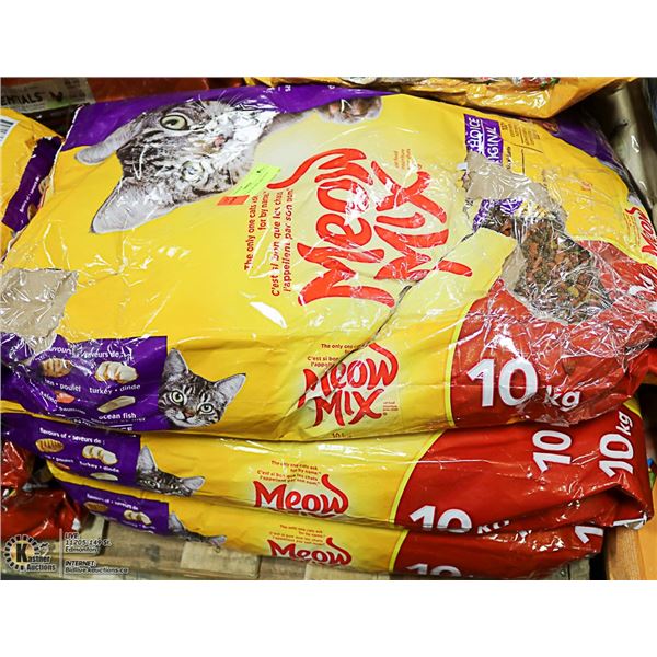 3 BAGS OF MEOW MIX ORIGINAL